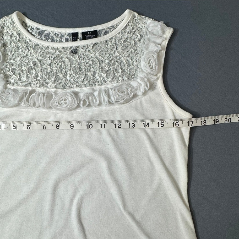 Sleeveless Lace and Rosette Top Cream Romantic Feminine Soft Girl‎ Coquette - Picture 3 of 7